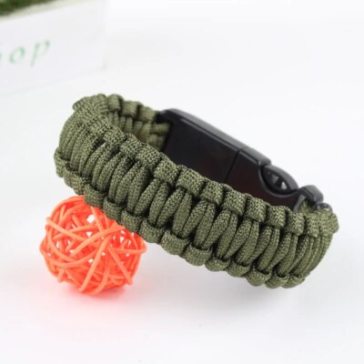 Paracorde de survie militaire multifonction, 4mm, bracelet d'extérieur, grattoir, sifflet, outils 550
