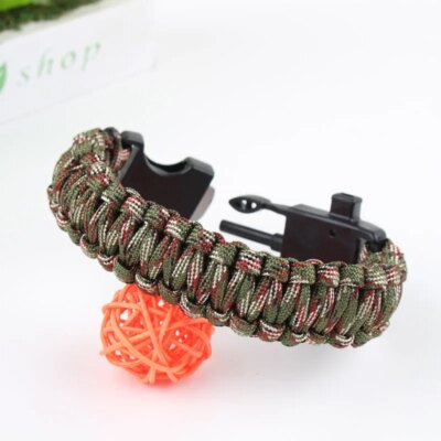 Paracorde de survie militaire multifonction, 4mm, bracelet d'extérieur, grattoir, sifflet, outils 550