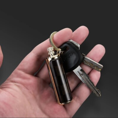 Briquet à kérosène en métal pour homme, porte-clés en continu, coupe-vent, étanche, camping, survie en plein air, gadget de ville, nouveau