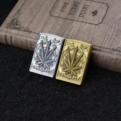 Briquet en métal gonflable de haute qualité pour hommes, briquet rétro à flamme ouverte, coupe-vent, cadeaux personnalisés Smok