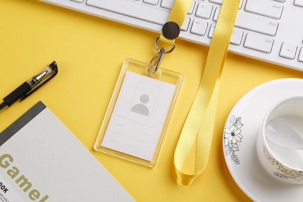 Porte-badge d'accès du personnel en cristal acrylique, lanière personnalisée, tour de cou, porte-carte, bureau, école, exposition, NO MOQ