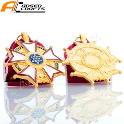 27572-742c9c.jpg Médaille militaire américaine LOM de la Légion du Mérite