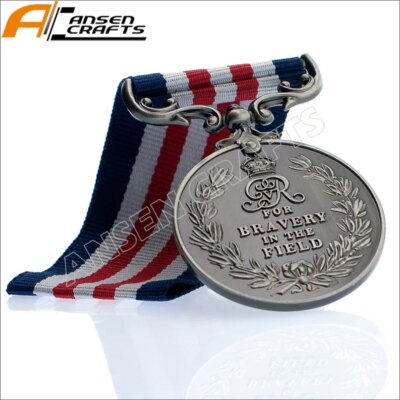 27625-e672f8.jpg Georgivs V 1st Type Bravy in The Field Médaille militaire britannique