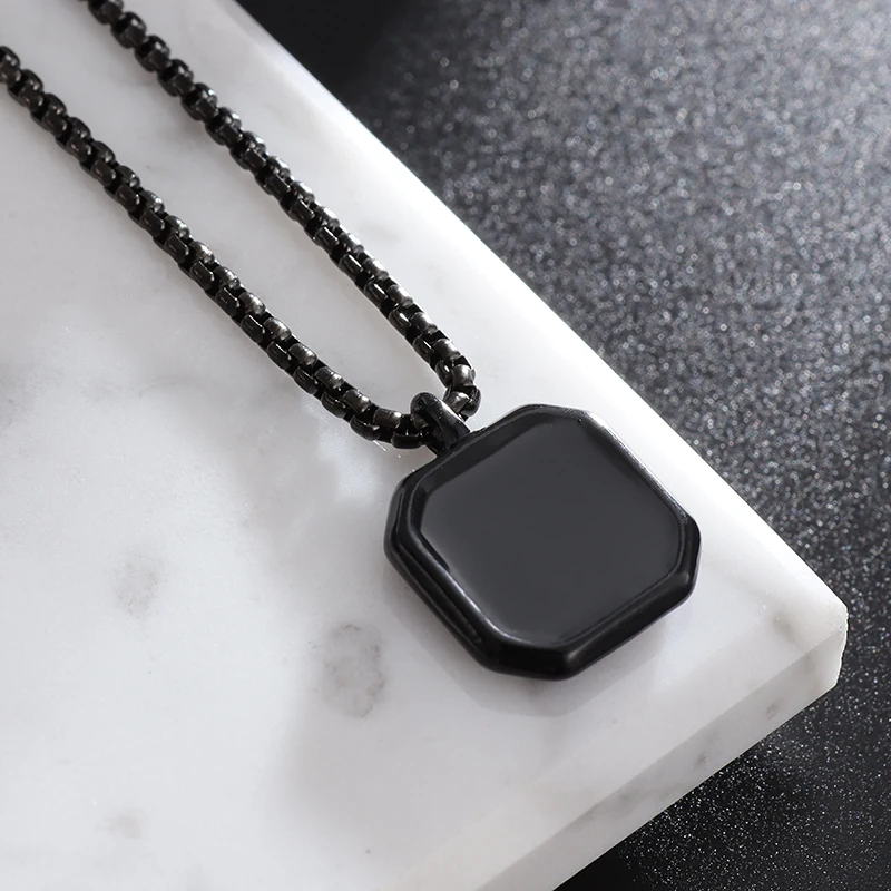 AL19798 -Black