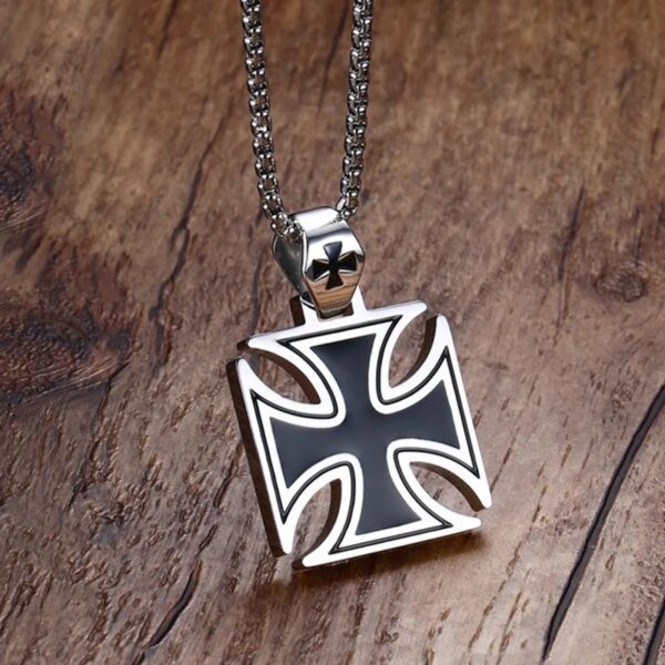 Collier pendentif croix de chevalier noir punk pour hommes, amulette décontractée à la mode, cadeau de bijoux – Image 2