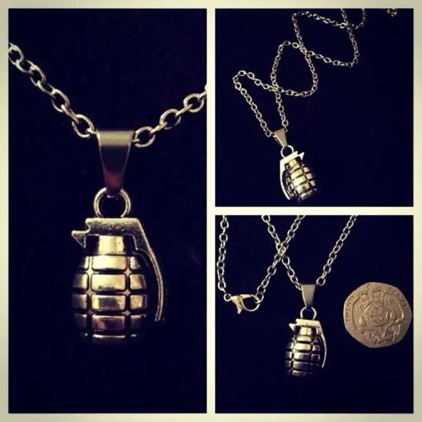 Collier pendentif à breloque grenade fait à la main, arme de chaîne de 17 pouces, bombe de l'armée Deadpool, charme 3D, cadeau mignon – Image 4