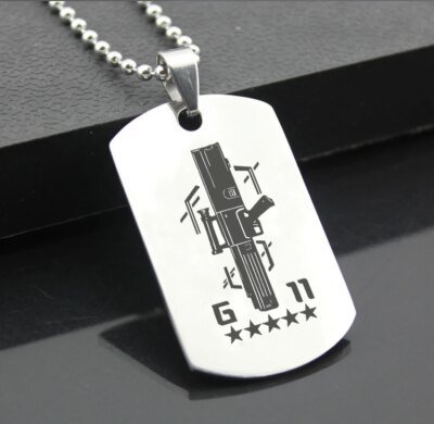 Collier avec pendentif en forme de carte militaire pour filles, chaîne en acier inoxydable, bijoux, cadeau pour Fans, DIY, UMP45